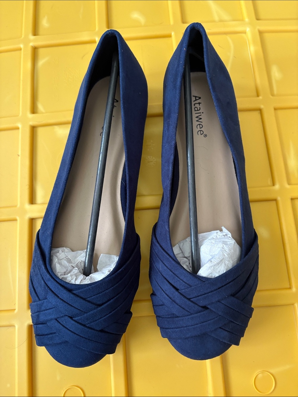 Women’s Navy Blue Pleated Ballet Flats